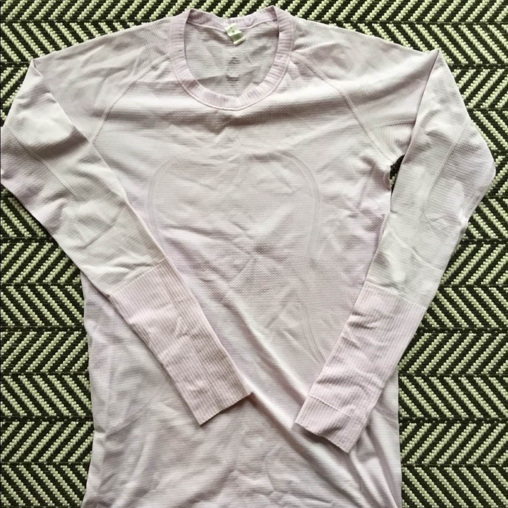 Lululemon Swift Tech Long Sleeve (size 8)